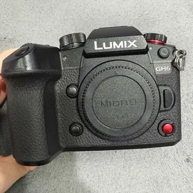 Lumix Gh6