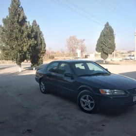 Toyota Camry 1999