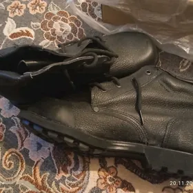 iş úçún kòwúş