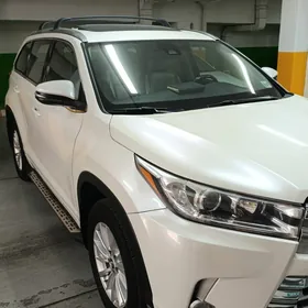 Toyota Highlander 2018