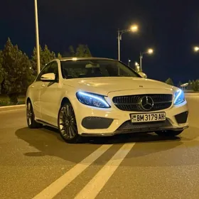 Mercedes-Benz C300 2015