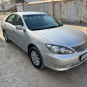 Toyota Camry 2005