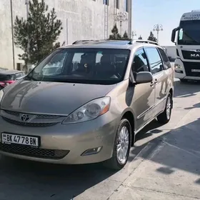 Toyota Sienna 2008