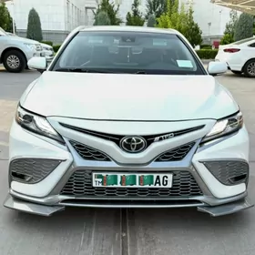 Toyota Camry 2022