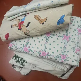 подушки, покрывало, тюль,