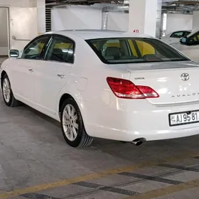 Toyota Avalon 2005