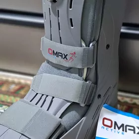 Медициниский сапог.