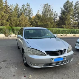 Toyota Camry 2004