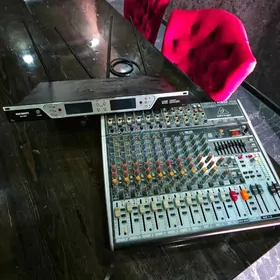 Kolonka pulty mikrofony bilen