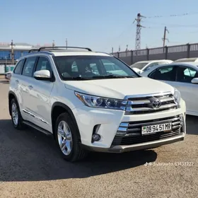 Toyota Highlander 2015