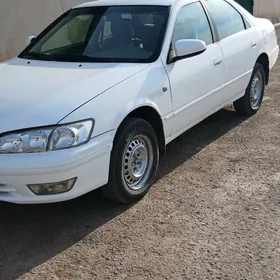 Toyota Camry 1998