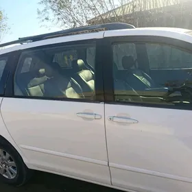 Toyota Sienna 2008