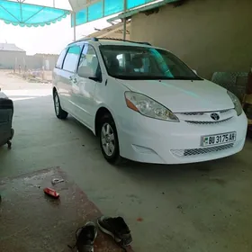 Toyota Sienna 2009