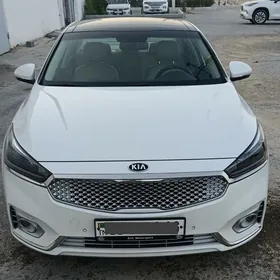 Kia Cadenza 2019