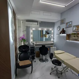 GURTLY SALON POLUPODWAL