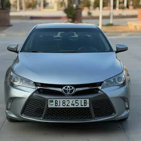 Toyota Camry 2017