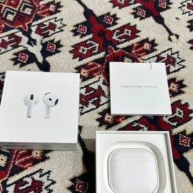 AirPods 4