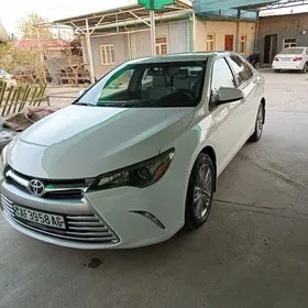 Toyota Camry 2016