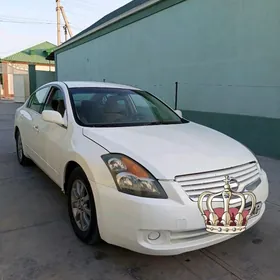 Nissan Altima 2008
