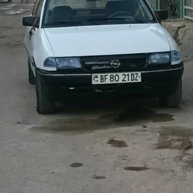Opel Astra 1993