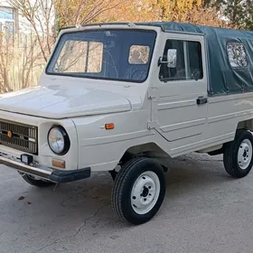 UAZ 469 1990
