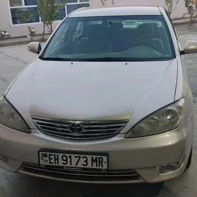 Toyota Camry 2004
