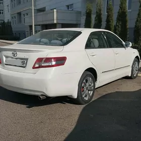 Toyota Camry 2010