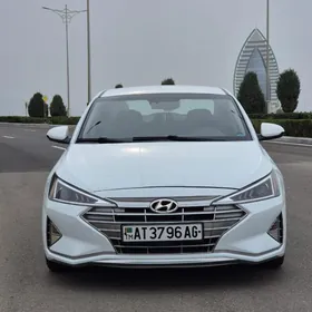 Hyundai Elantra 2019