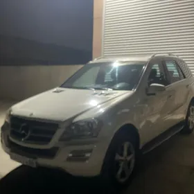 Mercedes-Benz ML350 2014