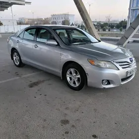 Toyota Camry 2011