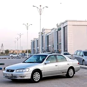Toyota Camry 2000