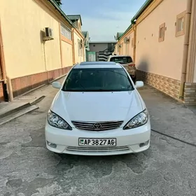 Toyota Camry 2005