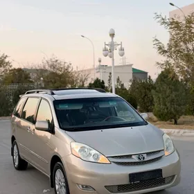 Toyota Sienna 2008