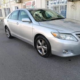 Toyota Camry 2011
