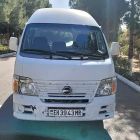 Nissan Urvan 2010