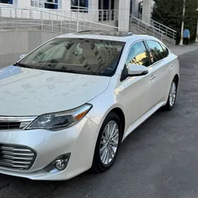 Toyota Avalon 2013