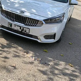 Kia Cadenza 2019