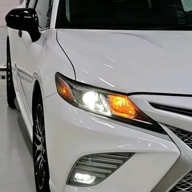 Toyota Camry 2020
