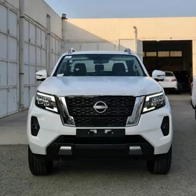 Nissan Navara 2024