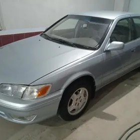 Toyota Camry 1998
