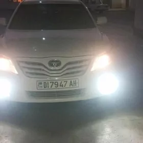 Toyota Camry 2011