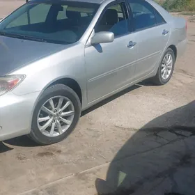 Toyota Camry 2004