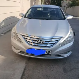 Hyundai Sonata 2011