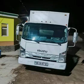 Isuzu Elf 2018