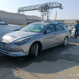 Hyundai Elantra 2021