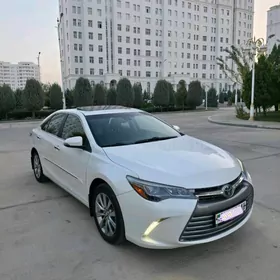 Toyota Camry 2017