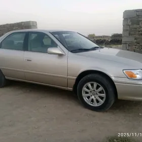 Toyota Camry 2000