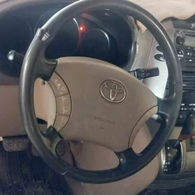 Toyota Sienna 2005