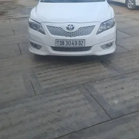 Toyota Camry 2011