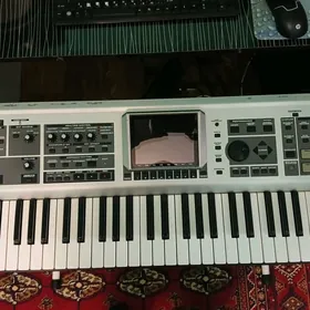 Roland fantom X6
